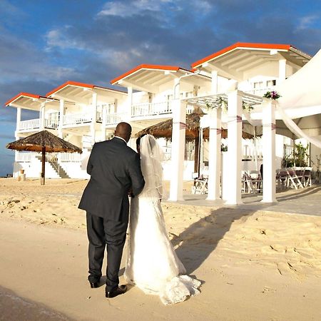 Davids Beach Hotel Clifton Dış mekan fotoğraf