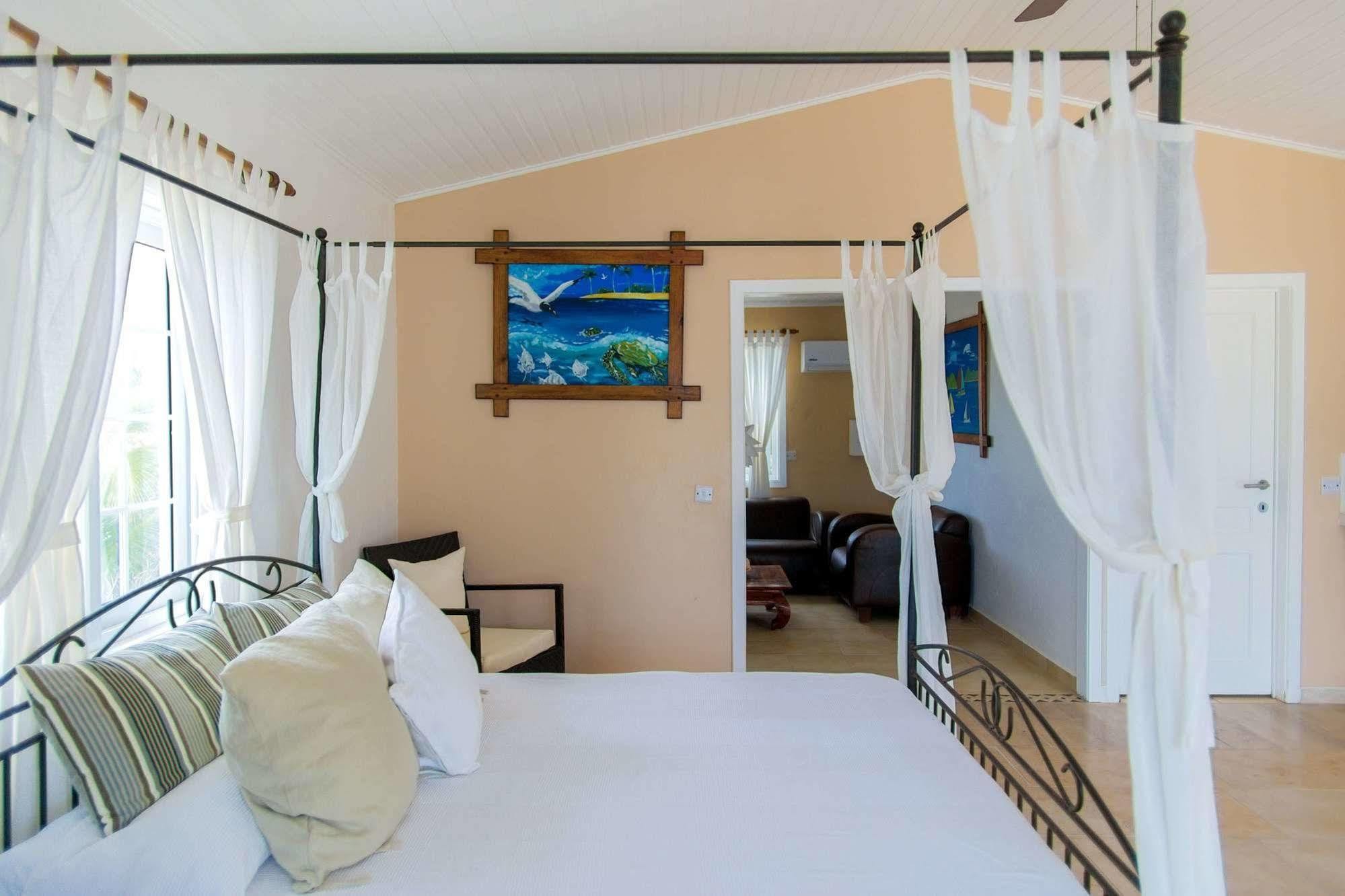 Davids Beach Hotel Clifton Dış mekan fotoğraf