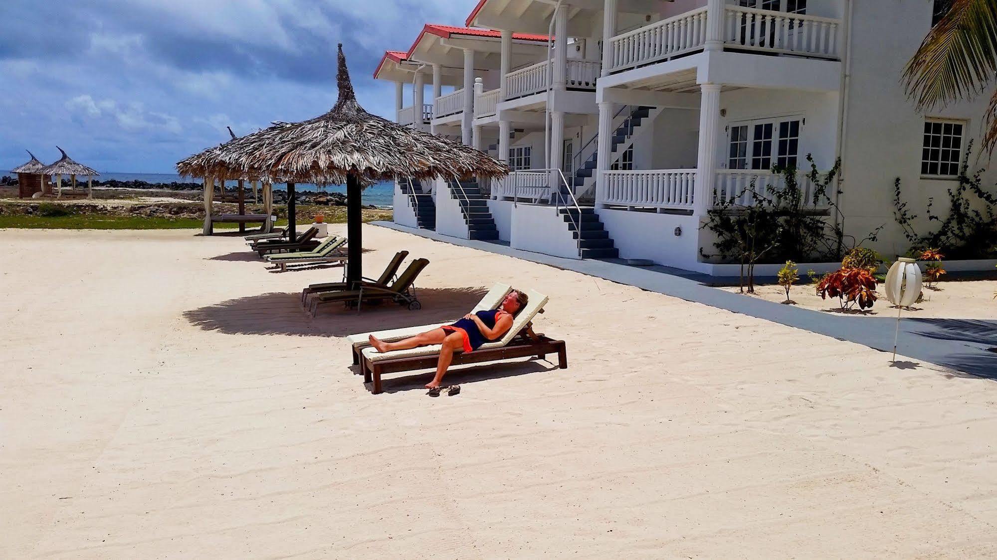 Davids Beach Hotel Clifton Dış mekan fotoğraf